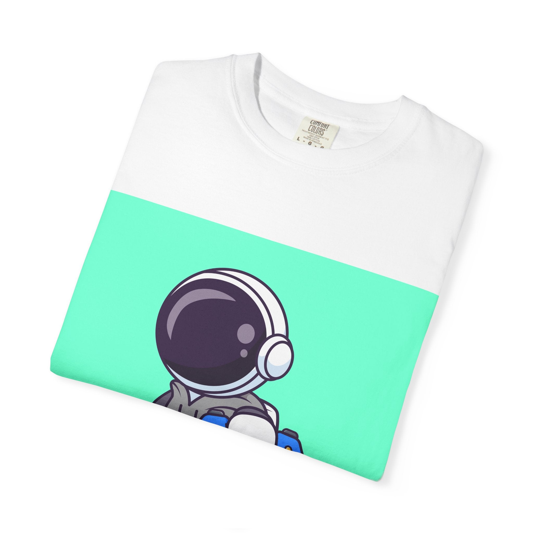 Playful Astronaut Gaming T-shirt | Fun Tee for Gamers | Unisex Casual Wear | Perfect Gift for Birthdays & Holidays | Space Gaming Apparel
