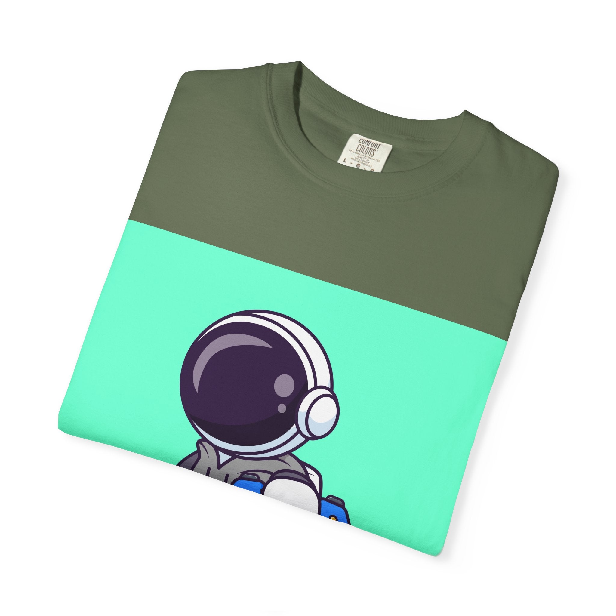 Playful Astronaut Gaming T-shirt | Fun Tee for Gamers | Unisex Casual Wear | Perfect Gift for Birthdays & Holidays | Space Gaming Apparel